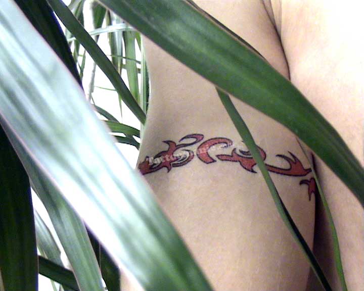TATTOOMANIE  Tatouage Maori rouge