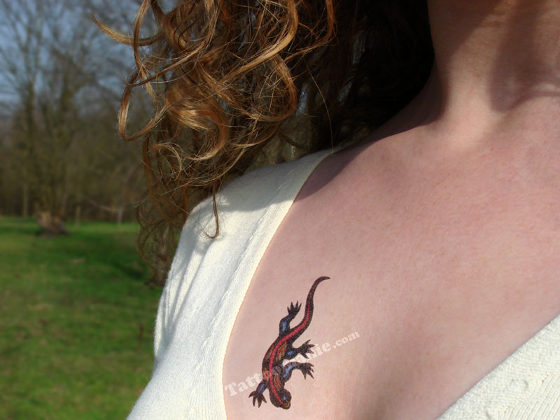 TATTOOMANIE Tatouage Gecko